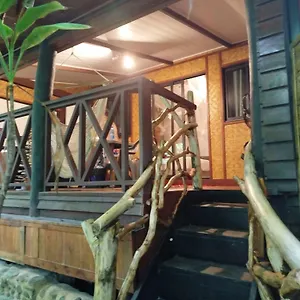  Guest house Haere Mai I Te Fare French Polynesia